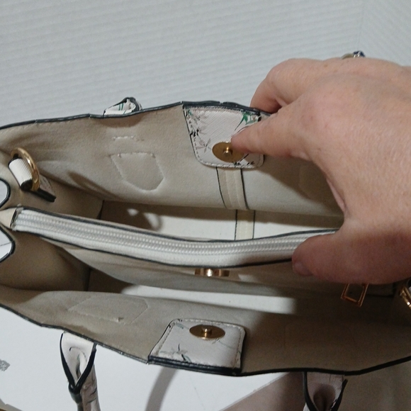 Call It Spring Top Handle Floral Handbag - Picture 4 of 11